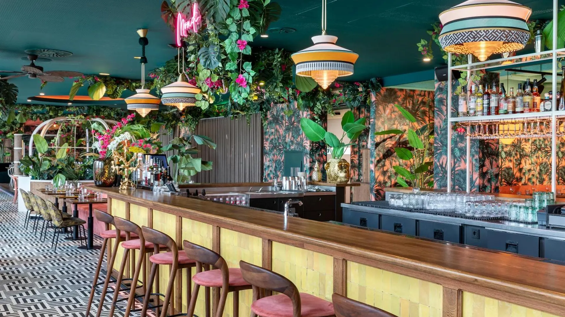 Corendon Amsterdam New-West, A Tribute Portfolio Hotel Netherlands