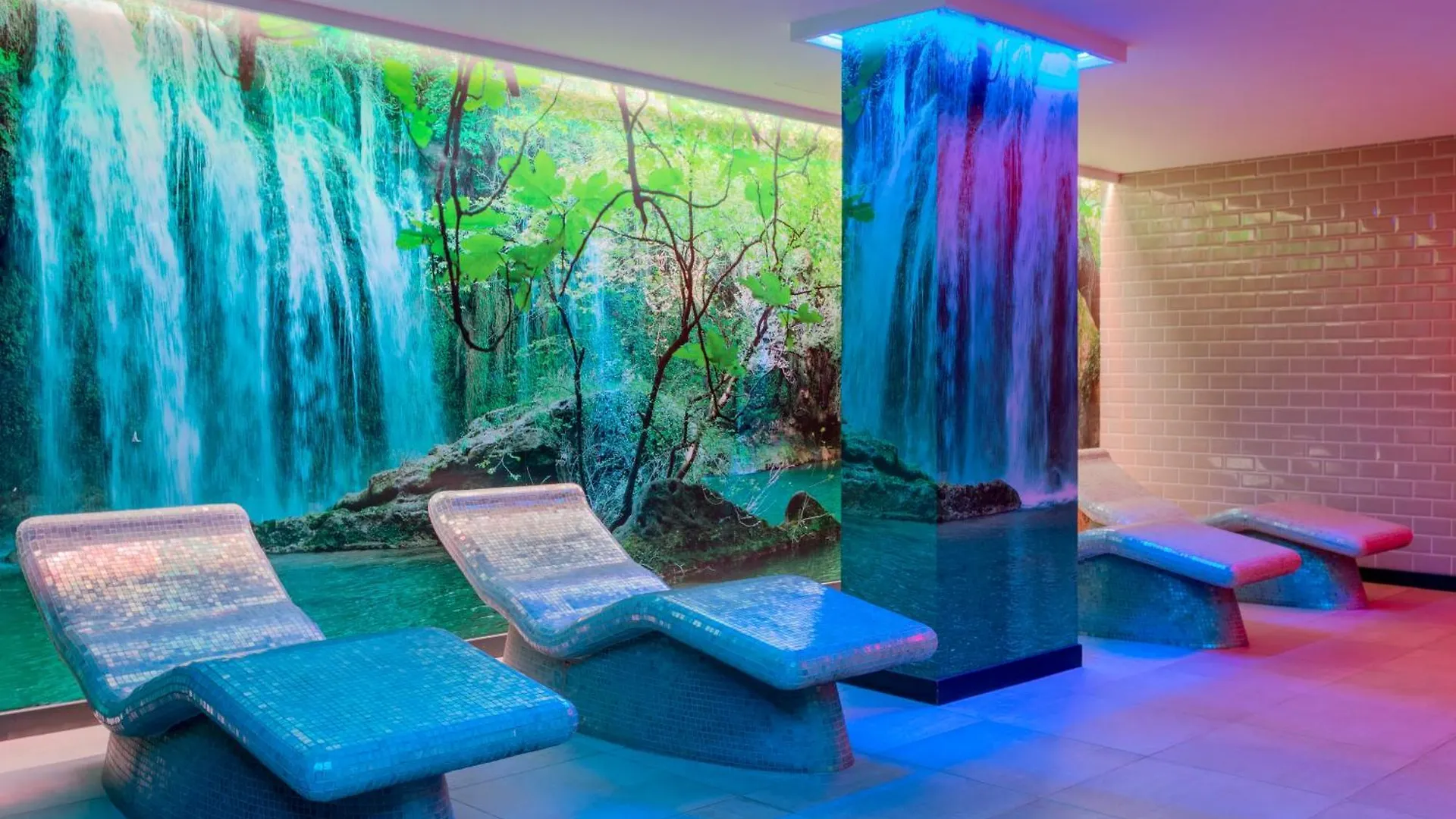 ****  Corendon Amsterdam New-West, A Tribute Portfolio Hotel Netherlands