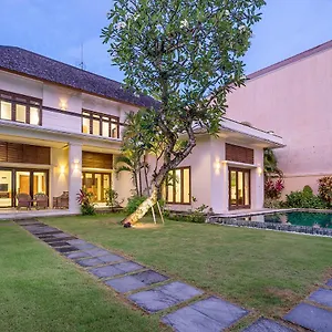 Bali Lotus Endonezya